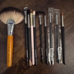 Lot of Makeup Brushes | MAC, MUFE, Laura Mercier, Morphe
